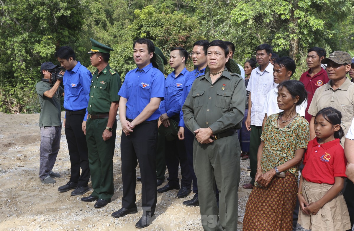 Những ngôi nhà đặc biệt tặng cựu thanh niên xung phong khó khăn ở Quảng Bình ảnh 1